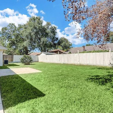 Cheerful 3 Bedroom Home In A Quiet Neighborhood. Houston Exterior photo